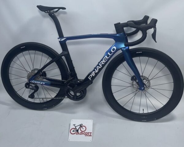 Pinarello Dogma F 2026,Luxter Blue Shiny,Scope S5,Ultegra D12, Talon. Brand New.